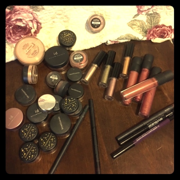 Sephora Other - ❣️HUGE❣️Bare Minerals Bundle❣️34 Pieces